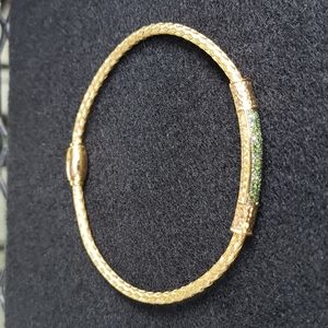 Ladies bangle